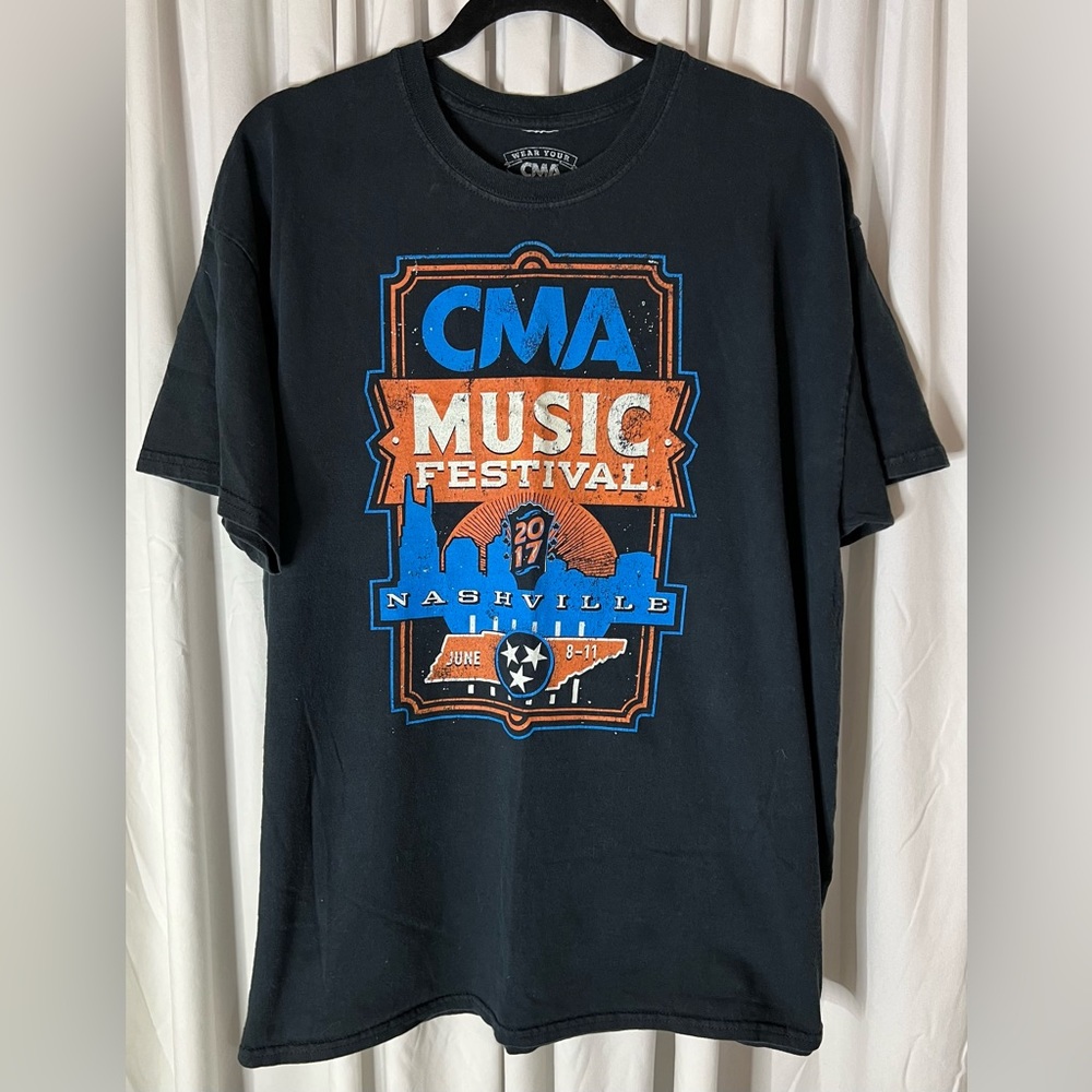 CMA Music Festival Nashville 2017 Black  Size XL
Fall, Spring, Summer, Winter